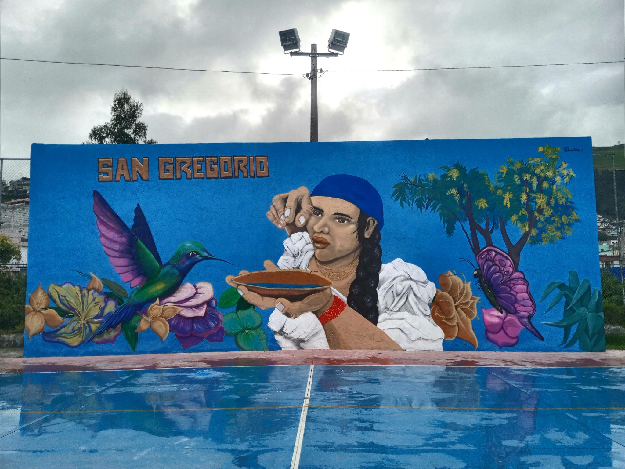 Mural de arte urbano en Chillogallo Quito Ecuador